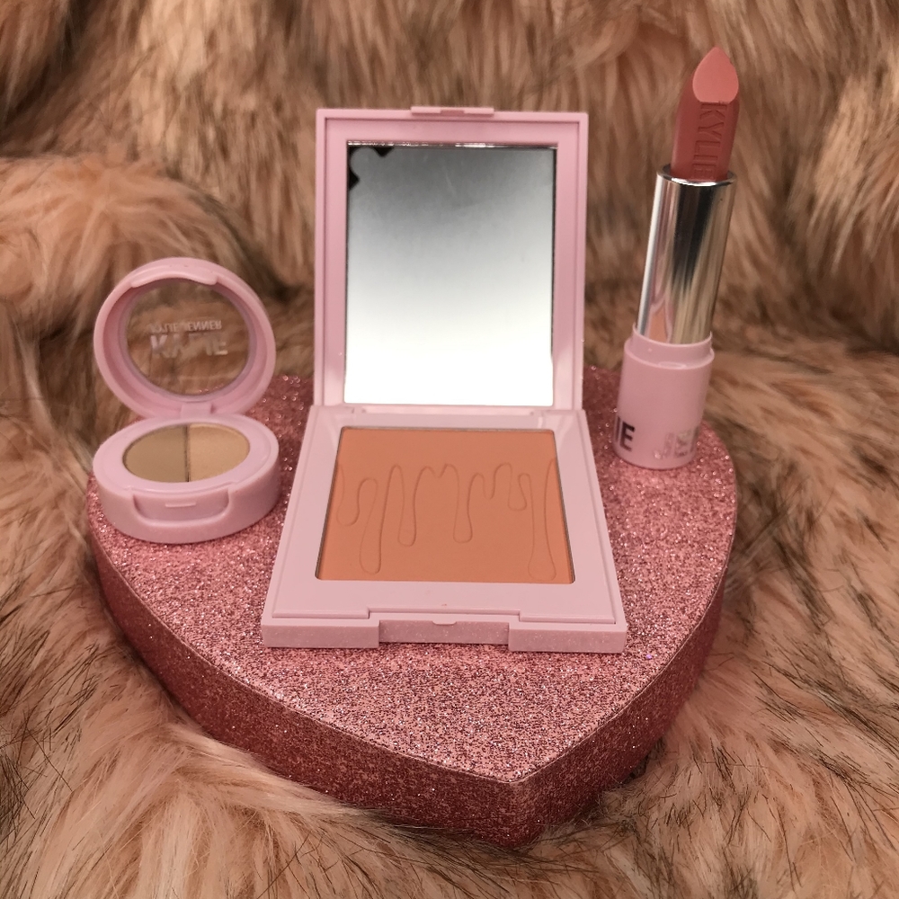 Kylie Cosmetics Bundle
